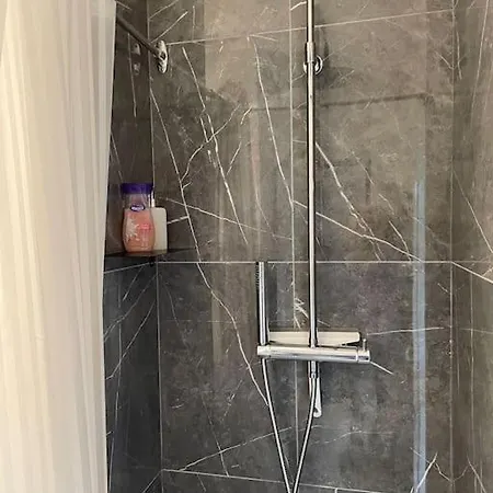 La Fregate -studio Lumineux Et Verdoyant Appartement