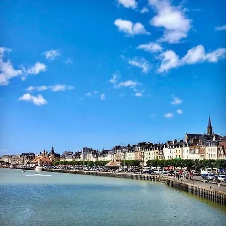 Apartment La Fregate -studio Lumineux Et Verdoyant Trouville-sur-Mer